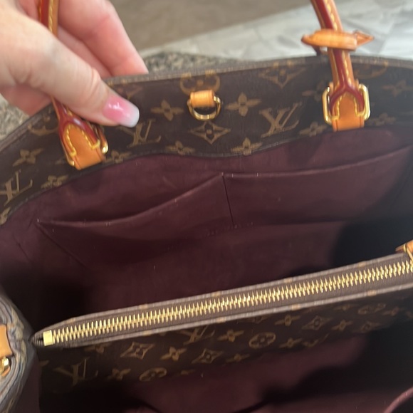 Louis Vuitton handbag - Picture 7 of 10